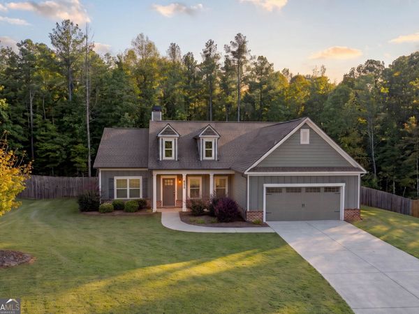 223 Manor Drive, Hull, GA 30646