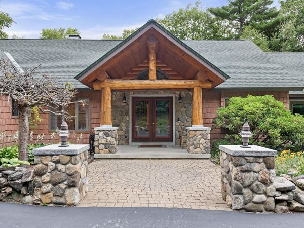 33 Indian Point Road, Hebron, NH 03241