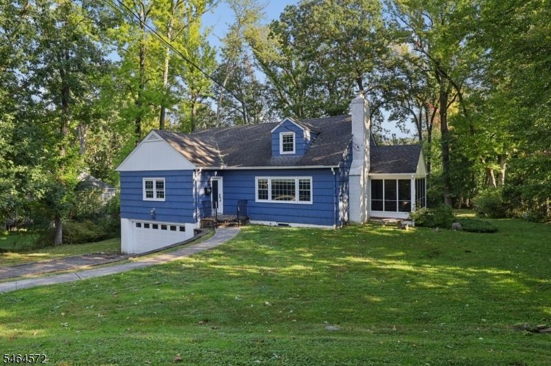 192 Rensselaer Rd, Essex Fells, NJ 07021 Main Photo