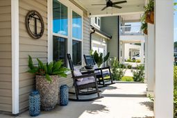 218 Red Bluff Street photo 4