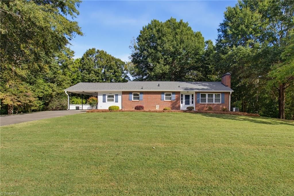 4412 Vienna Dozier Road, Pfafftown, NC 27040 Main Photo