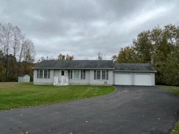 394 Stairs Road, Amsterdam, NY 12010