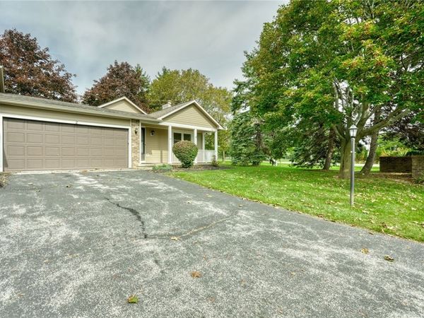 2 Thomasville Drive, Rochester, NY 14612