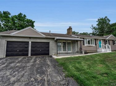 6653 Liebler Road, Boston, NY 14025