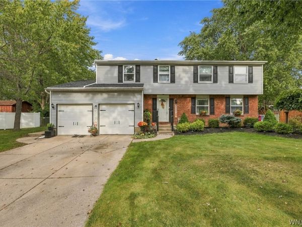14 Coleen Court, West Seneca, NY 14224