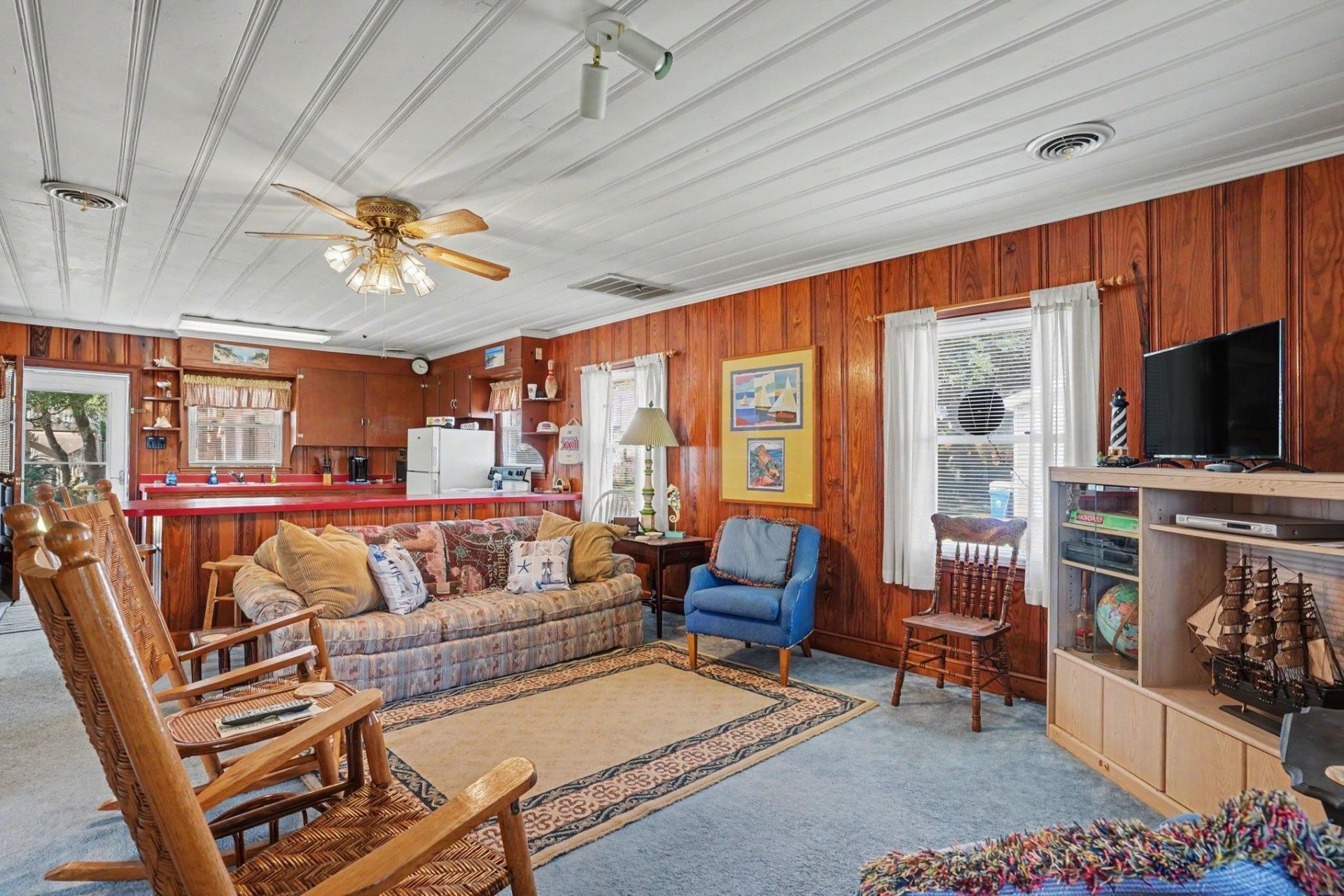 113 N 9th Ave. Photo 6