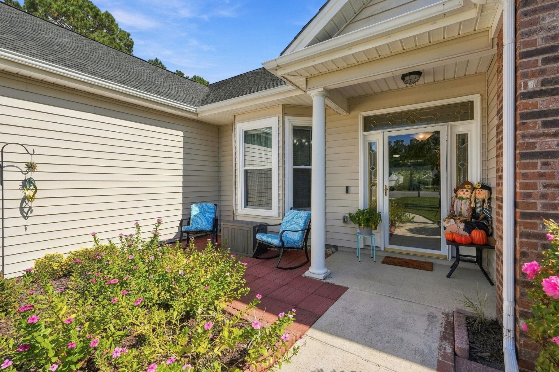 255 Candlewood Dr. Photo 3