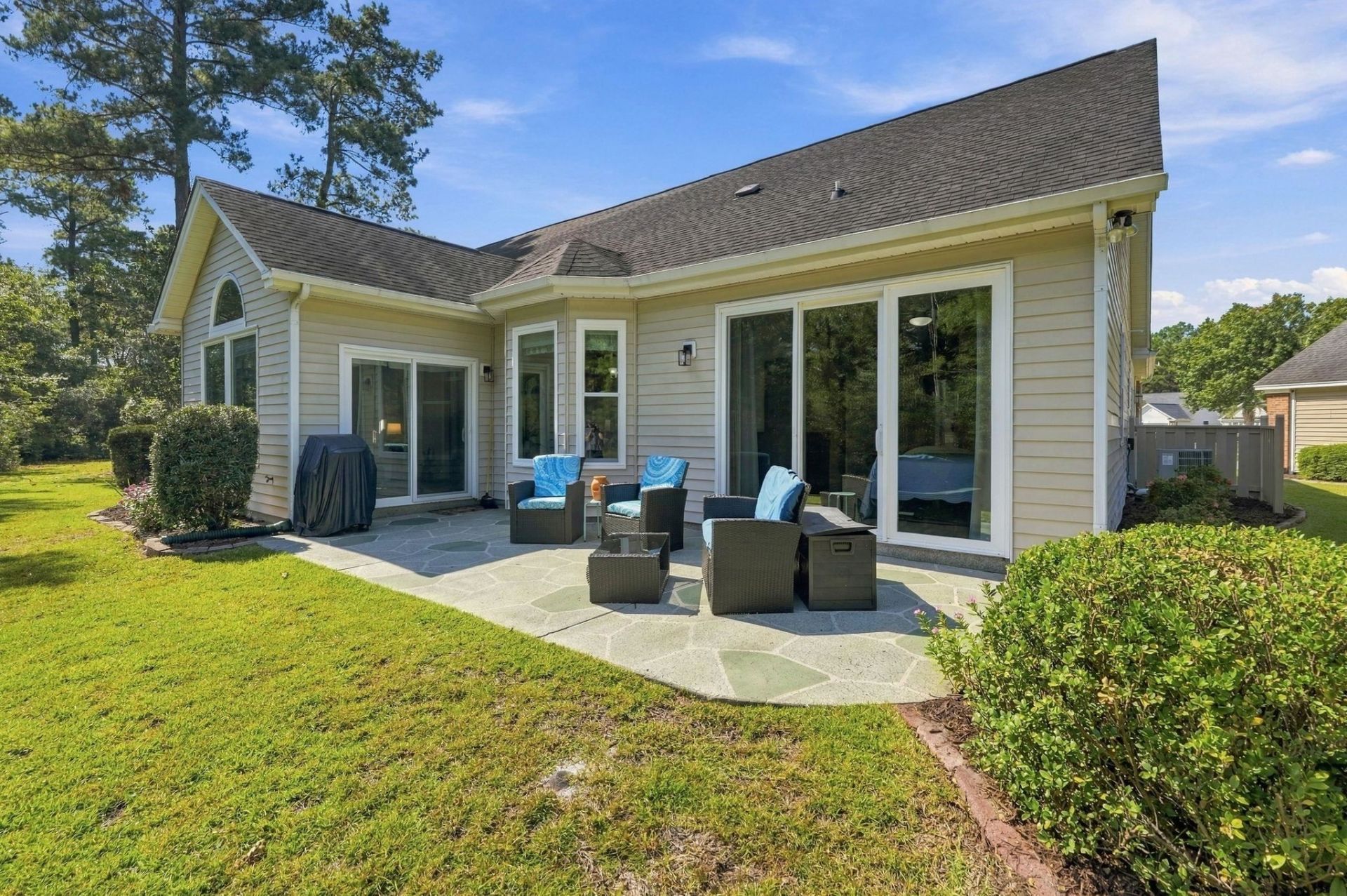 255 Candlewood Dr. Photo 38