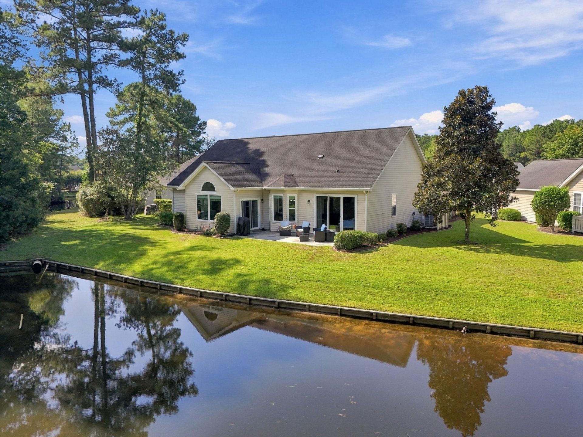 255 Candlewood Dr. Photo 40
