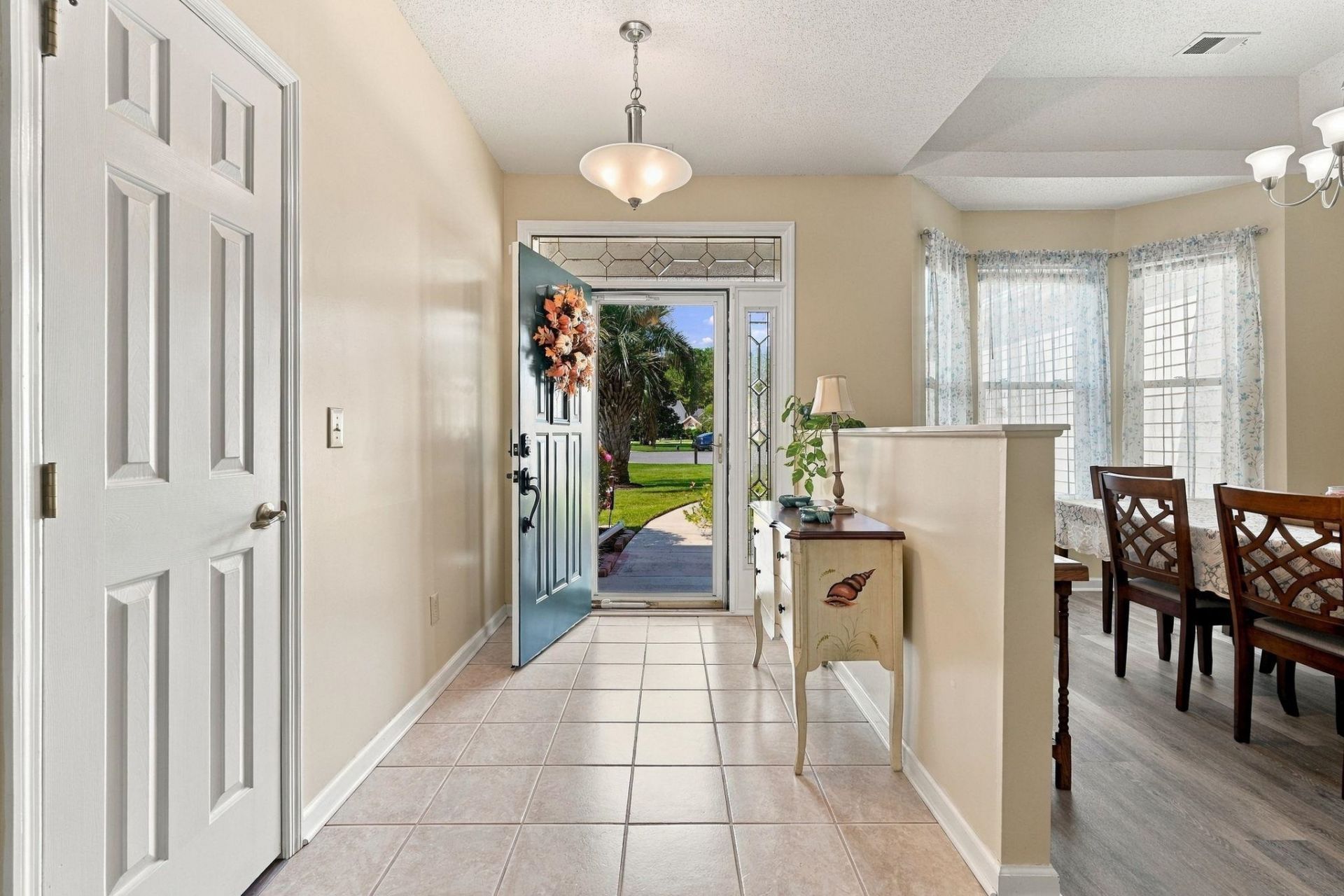 255 Candlewood Dr. Photo 5