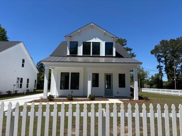 3810 Richardson St. , Loris, SC 29569
