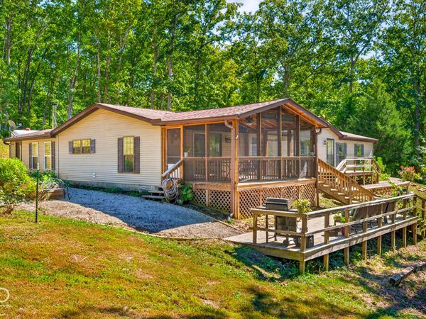 530 Lake Turner, Nashville, IN 47448