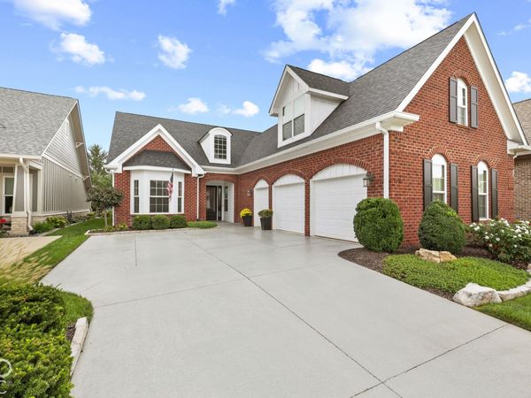 15112 Kampen Circle , Carmel, IN 46033