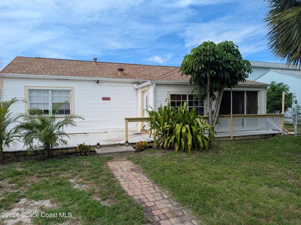 1530 S Atlantic Avenue, Cocoa Beach, FL 32931