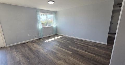 60 Leo Drive, Spanish Springs, NV 89441 Photo