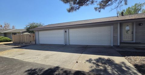 60 Leo Drive, Spanish Springs, NV 89441 Photo