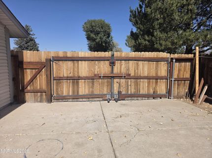 60 Leo Drive, Spanish Springs, NV 89441 Photo