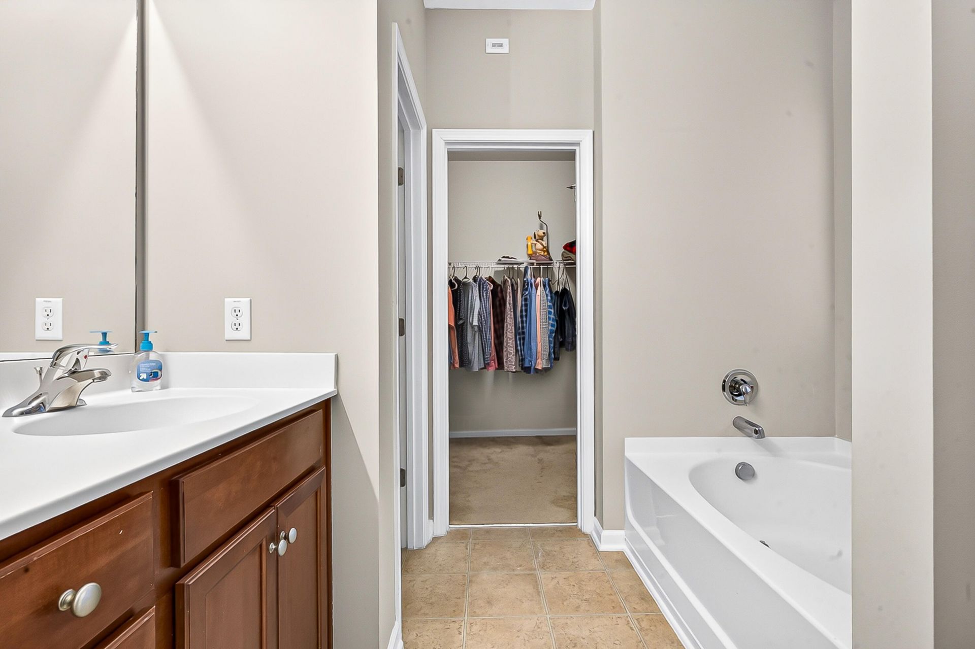 305 Deep River Road Photo 17