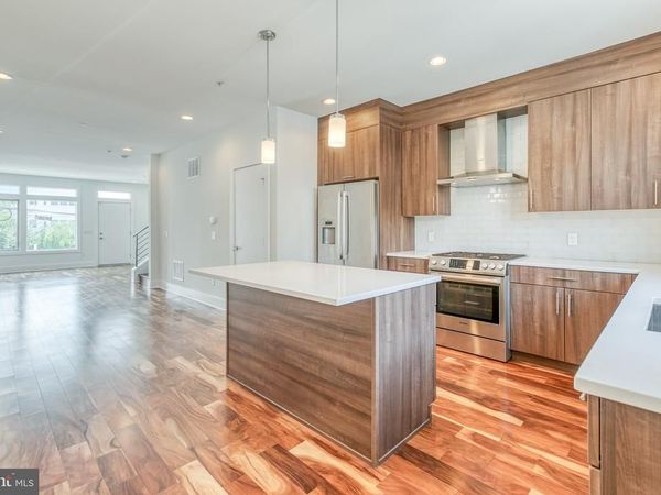 740 S COLUMBUS BOULEVARD, Unit 35, PHILADELPHIA, PA 19147