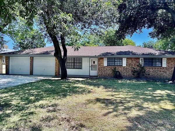 2115 N 9th Street , Temple, TX 76501