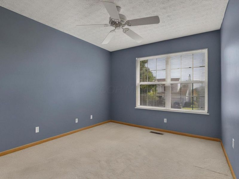 1548 Grove Hill Drive, Columbus, OH 43240 Photo 24