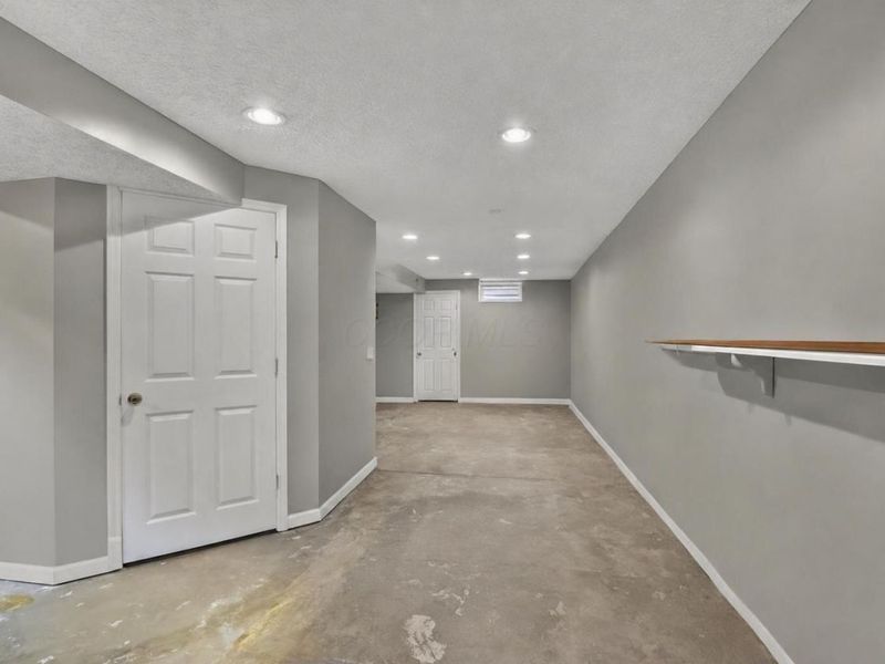 1548 Grove Hill Drive, Columbus, OH 43240 Photo 39