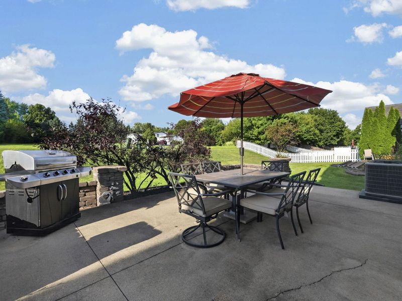 1548 Grove Hill Drive, Columbus, OH 43240 Photo 42