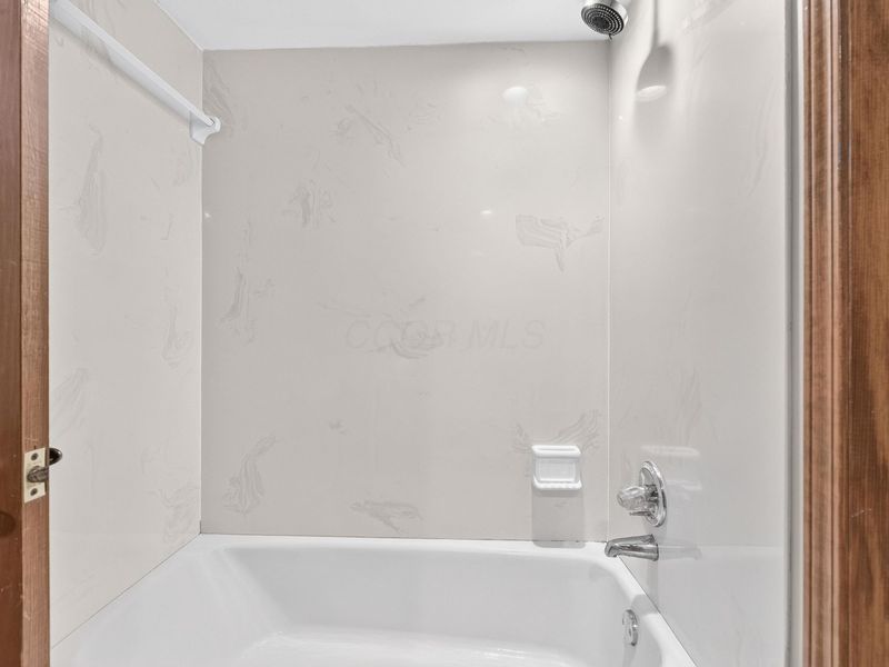 7634 Heatherwood Drive NW, Canal Winchester, OH 43110 Photo 44