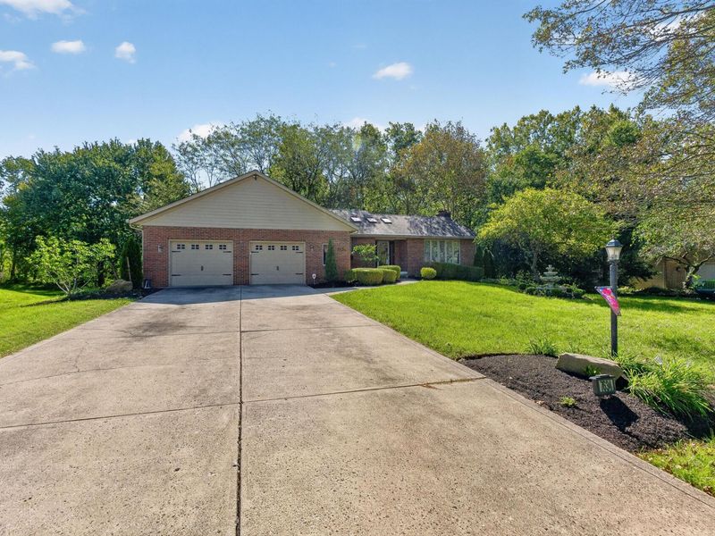 7634 Heatherwood Drive NW, Canal Winchester, OH 43110 Photo 5