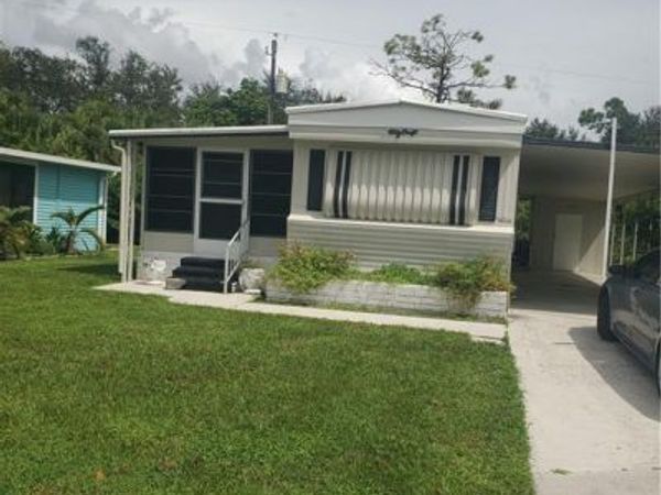 26132 Princess LN, BONITA SPRINGS, FL 34135