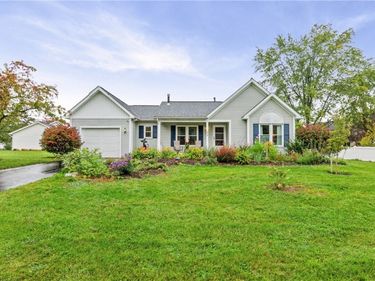 1253 Holland Drive, Farmington, NY 14425