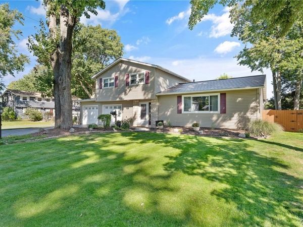 301 Catherine Street , North Syracuse, NY 13212