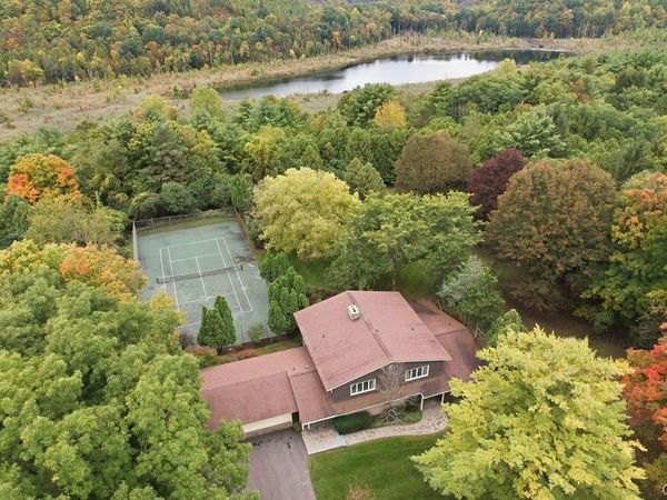 6980 Woodchuck Hill Road, Fayetteville, NY 13066