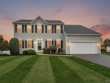4965 Devonshire Lane, Lockport, NY 14094