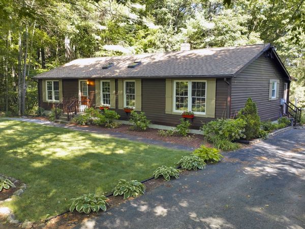 139 Podunk Rd, Sturbridge, MA 01566