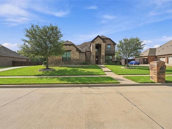 309 Covington Lane , Ovilla, TX 75154