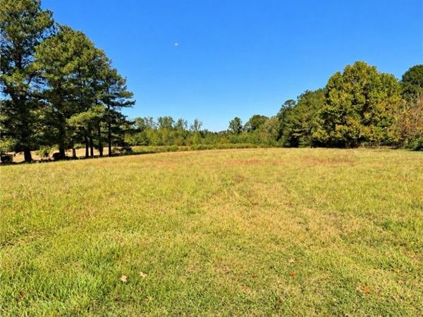 1840 Martin Luther King Drive, Elizabethtown, NC 28337