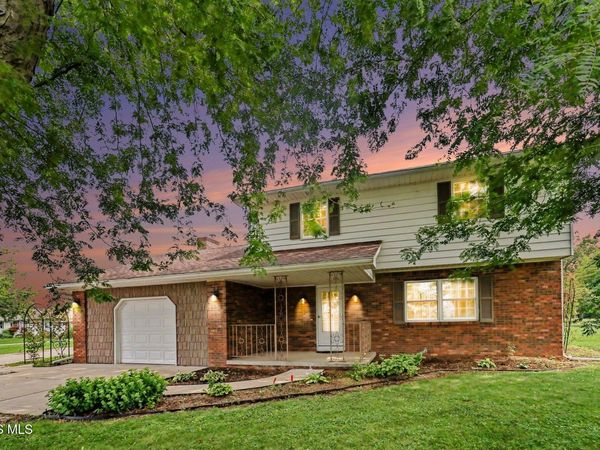 709 S Teachout Road , Curtice, OH 43412