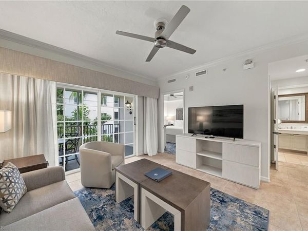 221 9TH ST S, Unit 219, NAPLES, FL 34102