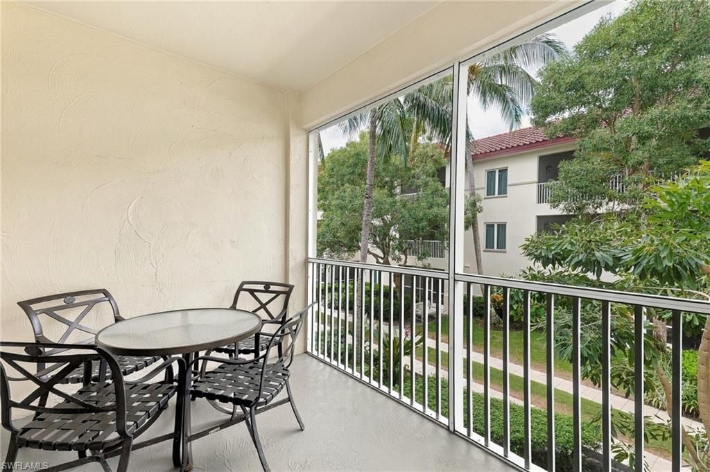 221 9th St S, Unit 219, Naples, FL 34102 Photo