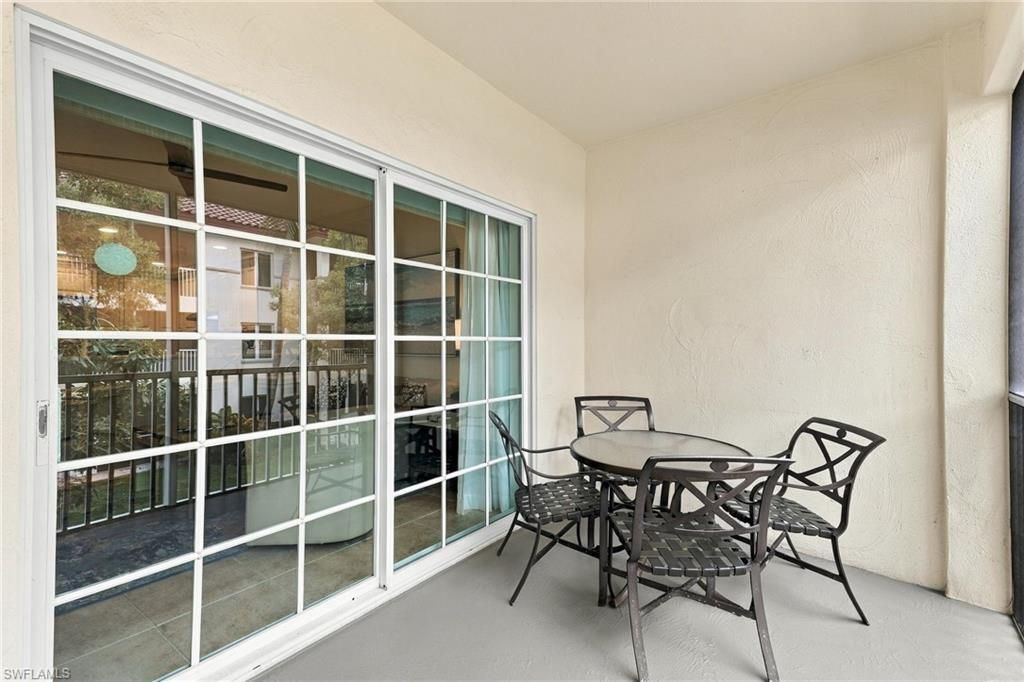221 9th St S, Unit 219, Naples, FL 34102 Photo