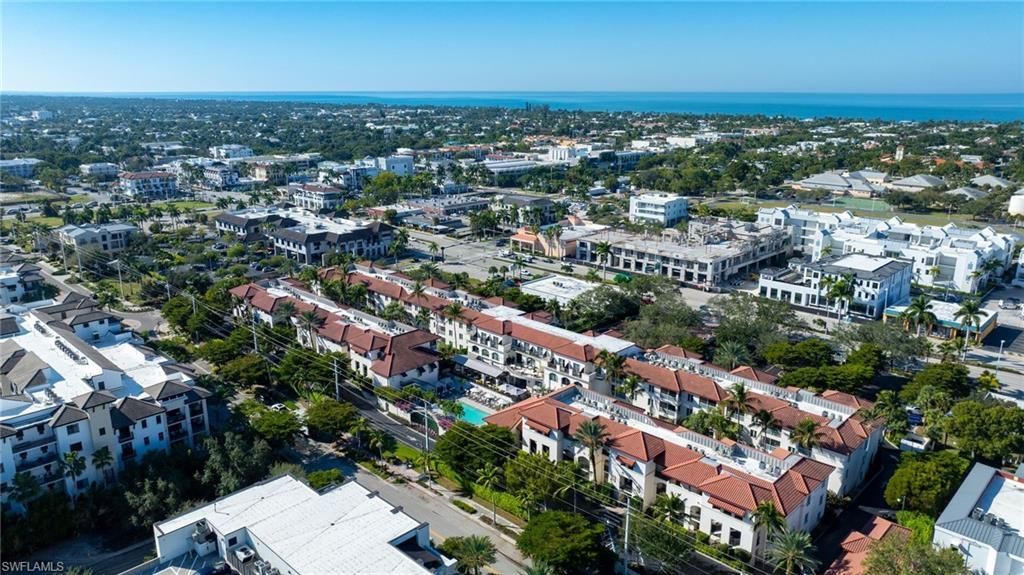 221 9th St S, Unit 219, Naples, FL 34102 Photo