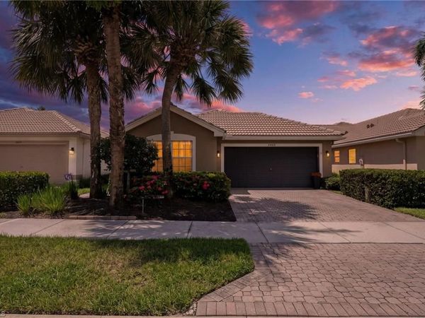 2065 Painted Palm DR , NAPLES, FL 34119
