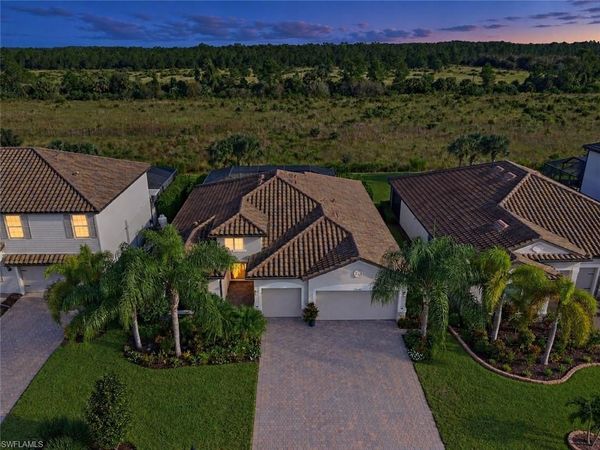 17620 Kinzie LN , ESTERO, FL 33928