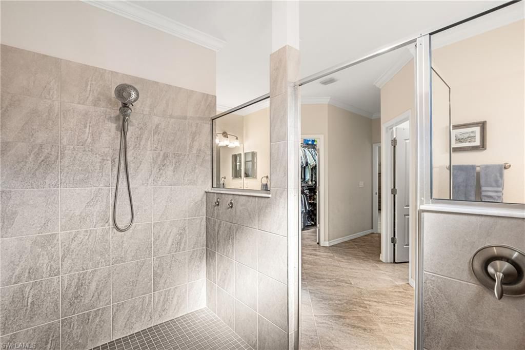 17620 Kinzie Ln, Estero, FL 33928 Photo