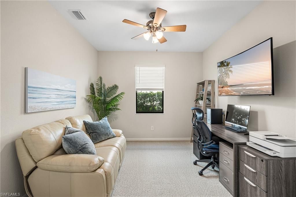 17620 Kinzie Ln, Estero, FL 33928 Photo