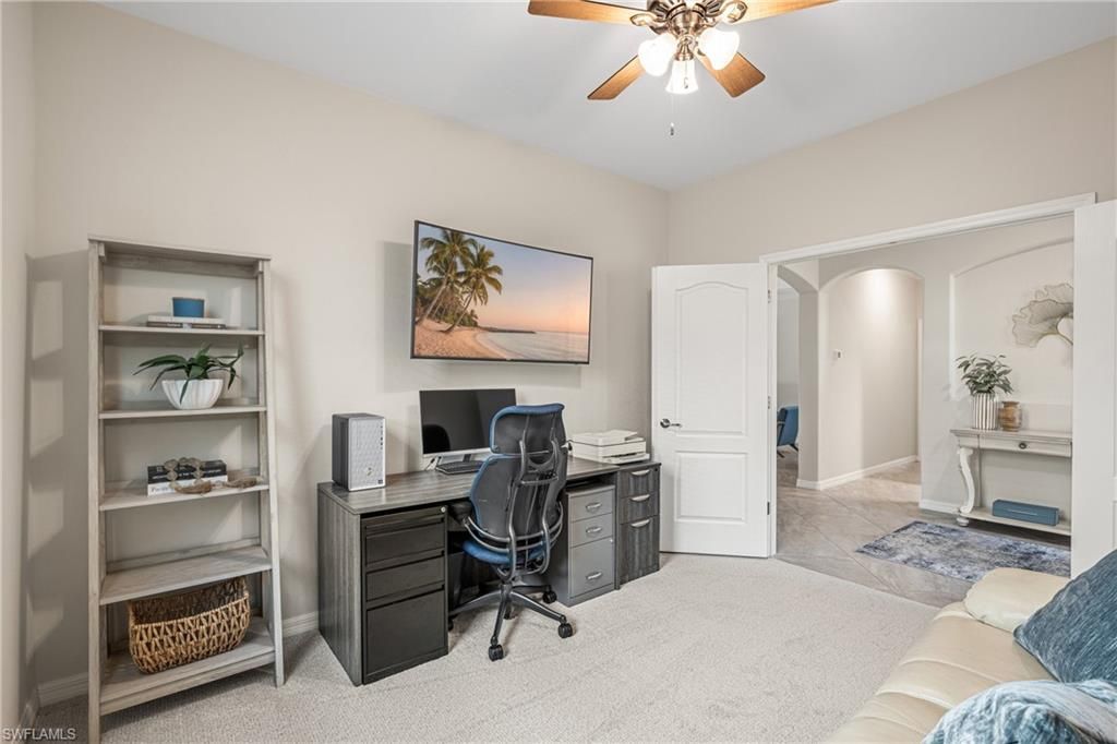 17620 Kinzie Ln, Estero, FL 33928 Photo