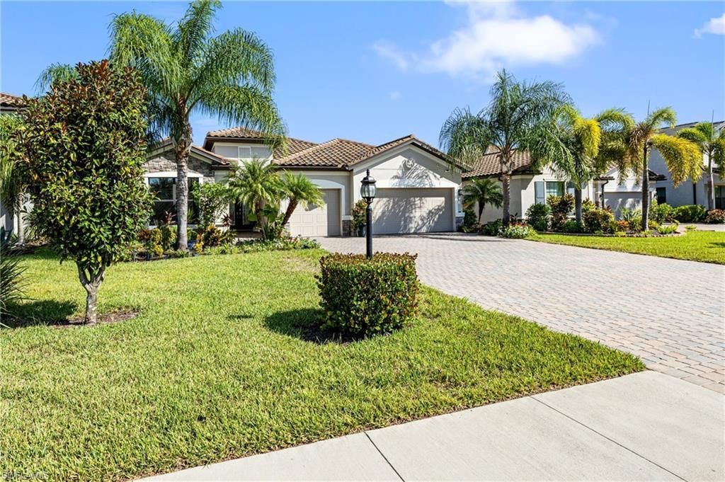 17620 Kinzie Ln, Estero, FL 33928 Photo