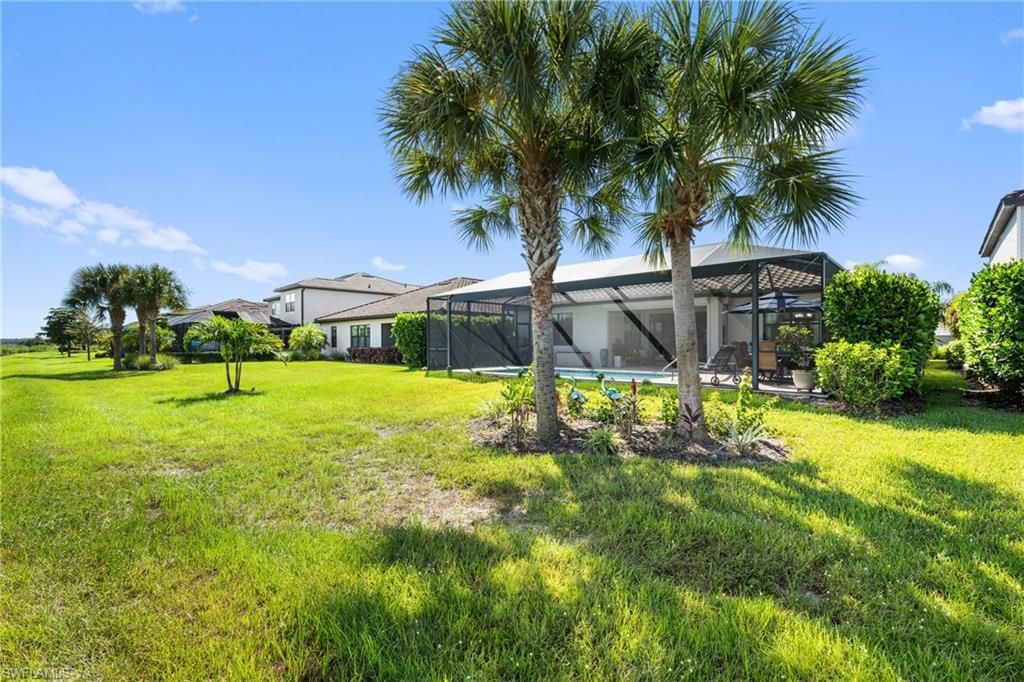 17620 Kinzie Ln, Estero, FL 33928 Photo
