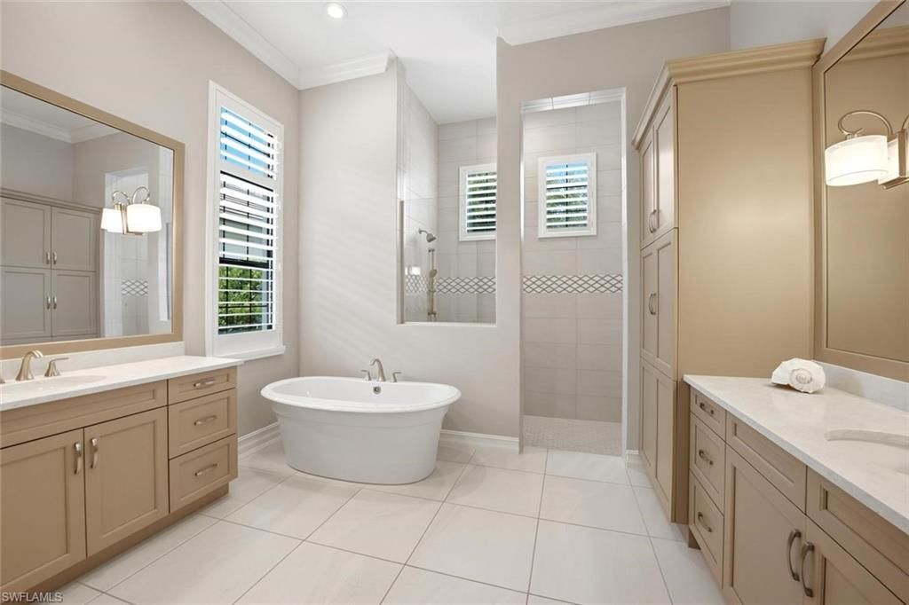 3142 Malaga Ln , Naples, FL 34114 Photo